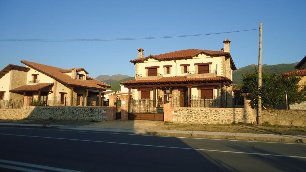 Casas Rurales El Caminante อัลเดอานวยวา เดล กามิโน ภายนอก รูปภาพ